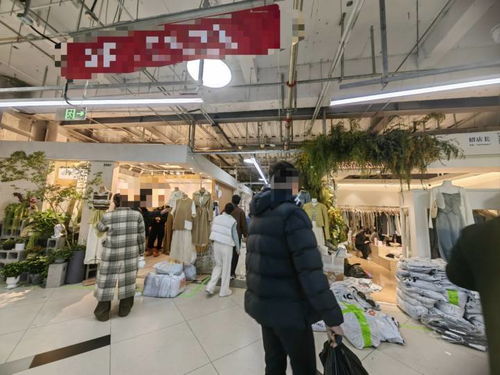 新中式之外，今年春装流行“屁帘” 单日销量破两千，工厂发货应接不暇